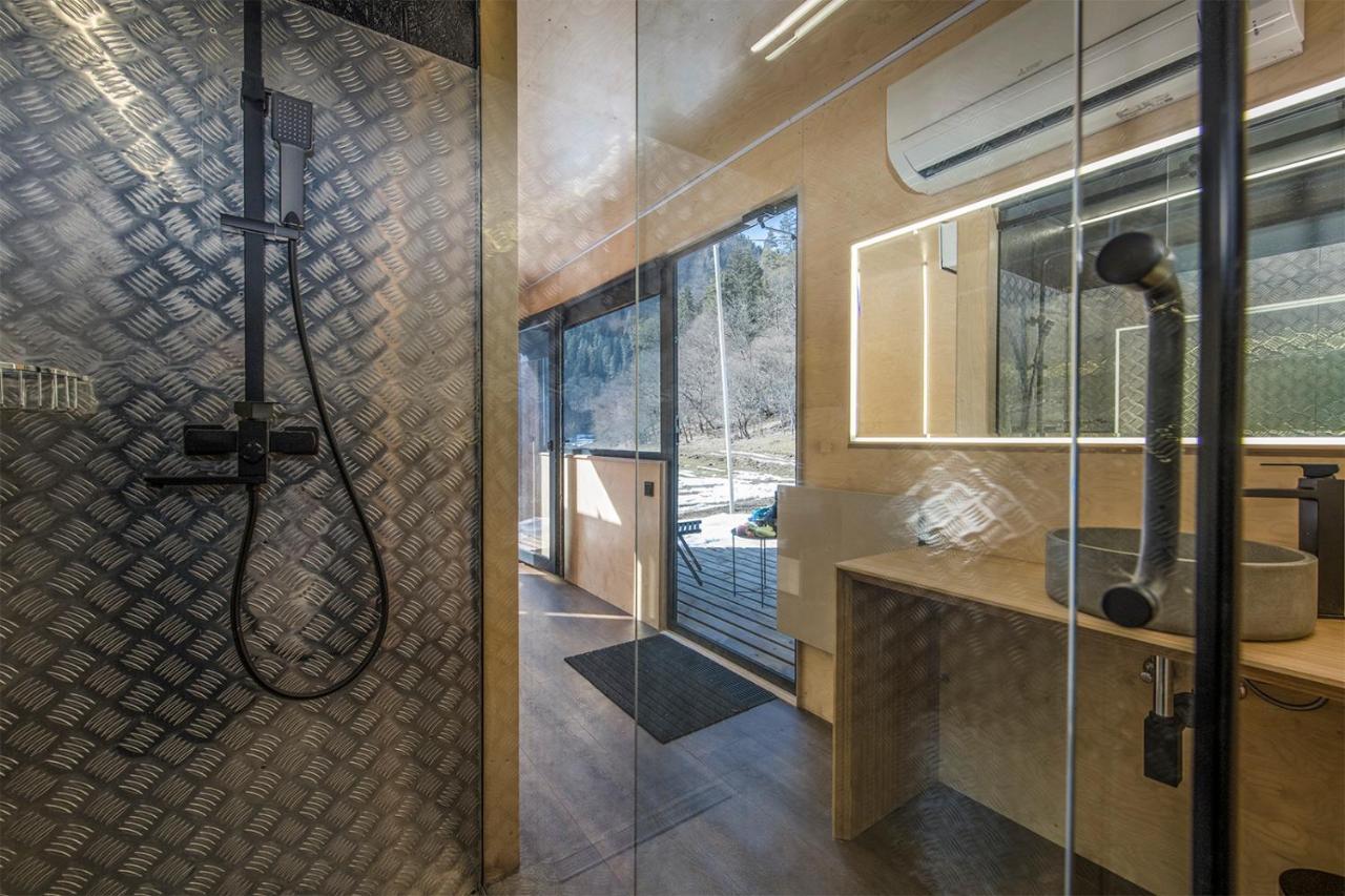Roombox Likani Bordschomi Exterior foto